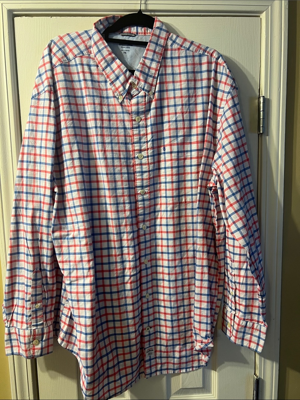 Izod Men's Button-Down Plaid Shirt in White, Red & Blue